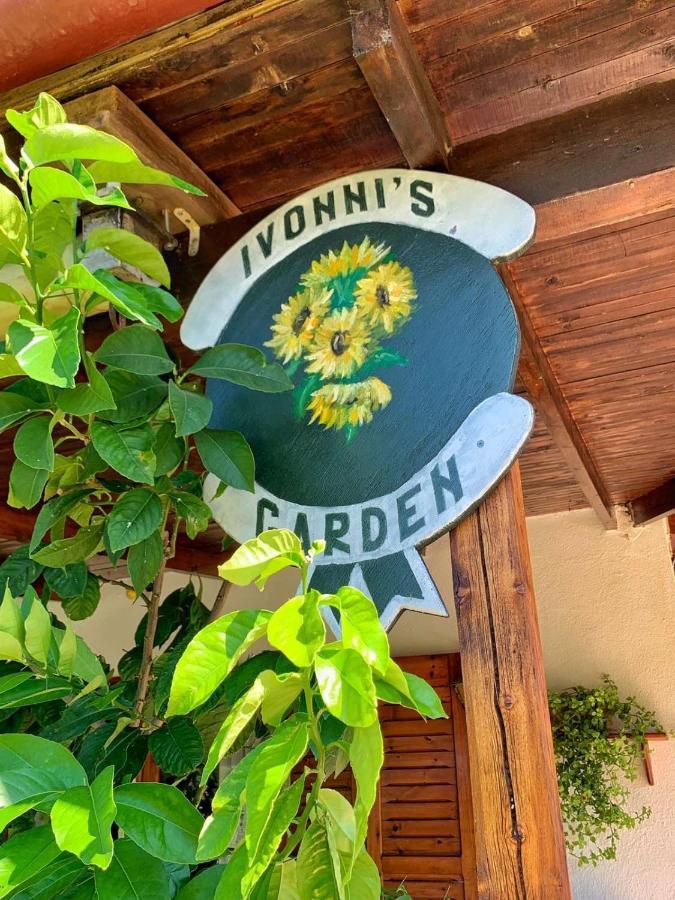 فيلا Ivonnis Garden Mesimvria  المظهر الخارجي الصورة