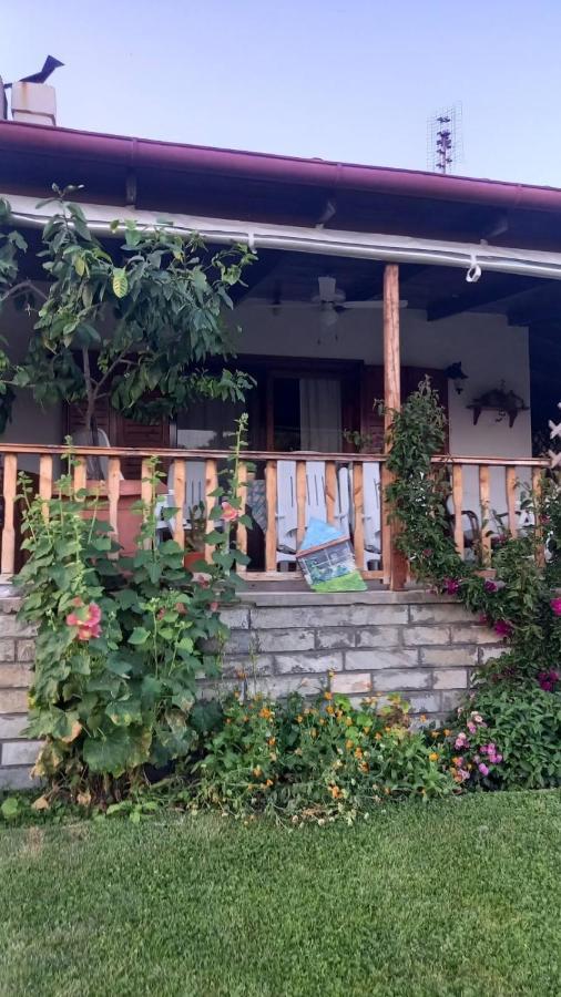 فيلا Ivonnis Garden Mesimvria  المظهر الخارجي الصورة